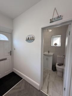 The Willows-Parking & Central - Worthing - 8