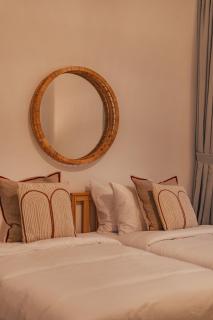 Otolo Homes Apartments on Yas Island with Complimentary Yas Theme Park Tickets - 6