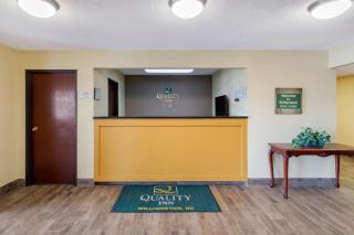 Quality Inn Williamston - Williamston - 8