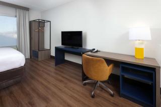 Comfort Suites Outlet Center - Asheville - 5