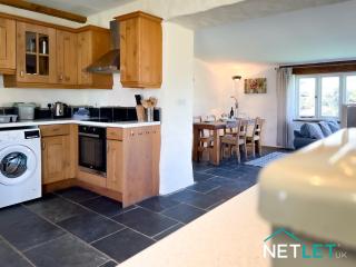 Ty Helygen - A Beautiful Rural Cottage in St Davids - St. Davids - 8
