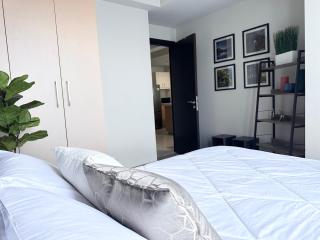 Spacious Modern Suites with Amazing City View - Manila - 1