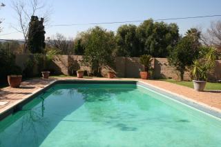Moonflower Cottages - Johannesburg - 2