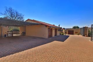Moonflower Cottages - Johannesburg - 6