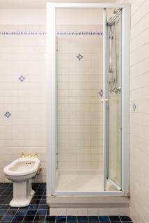 Spacious and bright three-room apartment just few steps from the Duomo - Milan - 2