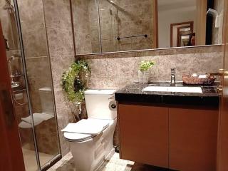 R&F Phrase 2, 2Bedroom Unblock Full Seaview - 1