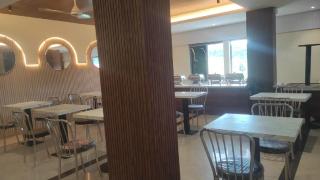 Hotel Hi City Inn Near ISBT - Guwahati - 5