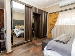 Somethin Special Guest House 77A - Mokopane - 8