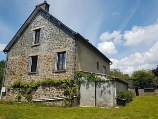 Maison de charme à Québriac avec jardin clôturé - Québriac - 0