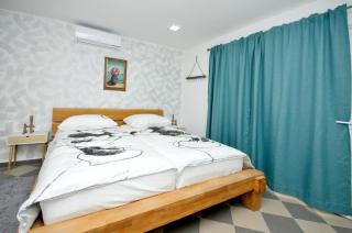 Family friendly house with a swimming pool Plano, Trogir - 23902 - Trogir - 1