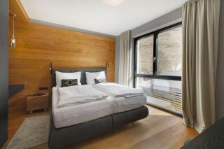 Alpine Chic - Fireplace Views & Ski Resorts - See - 6