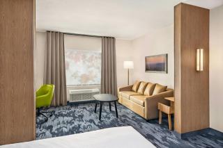 Fairfield by Marriott Inn & Suites Gravenhurst Muskoka - Gravenhurst - 1