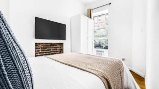 Stylish & Comfy 4BDR & 1BTH in Midtown Manhattan - 5
