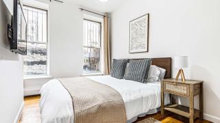 Stylish & Comfy 4BDR & 1BTH in Midtown Manhattan - New York - 8
