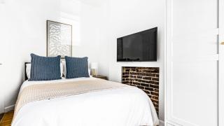 Stylish & Comfy 4BDR & 1BTH in Midtown Manhattan - 6