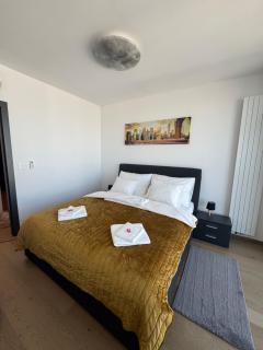Eurovea tower 31 Floor Sky apartment - - 7
