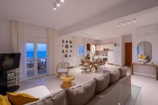 Beachfront Elegance for families by Coastal Key - 1
