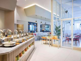Ibis Styles Jakarta Mangga Dua Square - Jakarta - 1
