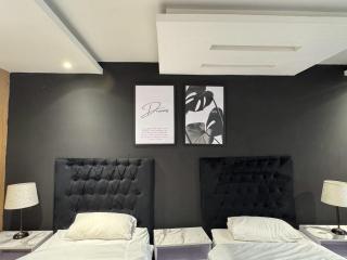Gold Crest Modern and Luxury Appartments DHA Lahore - Lahore - 5