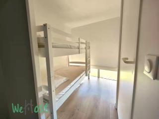 Milady Marbella Beach Swimming Pool Parking - Biarritz - 7