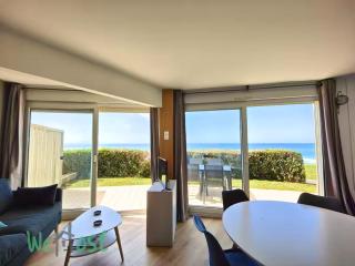 Milady Marbella Beach Swimming Pool Parking - Biarritz - 6