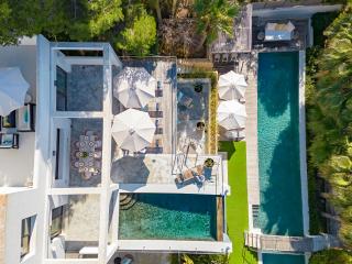 Villa in Cala Salada sleeps 14 - San Antonio - 7