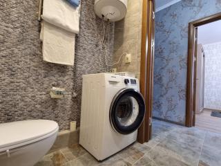 Видова квартира поруч з метро - Kiev - 2