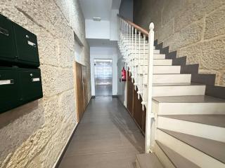 YBH Velazquez M 47, 3 - 3