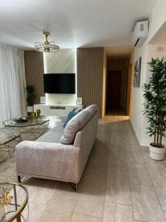 Modern Colonial Wter View - Calero - 7