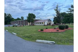 Continental Inn by OYO Watertown NY I-81 - Watertown - 0