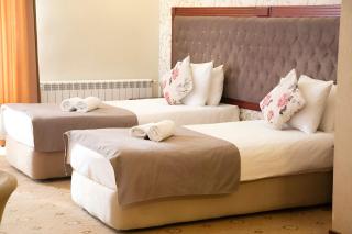 Capitol Hotel Stay - Bakoe - 2
