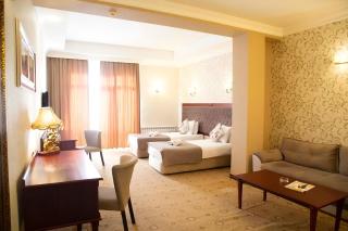 Capitol Hotel Stay - Bakoe - 1