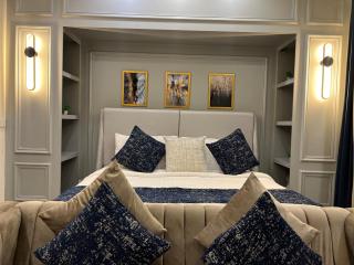 Luxurious & Spacious Apartments In GoldCrest Lahore By SHR - Lahore - 5