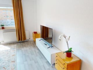3-Raum-Ferienwohnung mit Balkon, Straßenbahnlinie 5 fußläufig erreichbar, WLAN - 3
