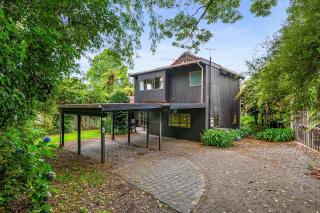 Lakeside Villa - Lake Rotoiti Holiday Home - Okere Falls - 9