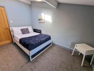 Central Manchester Flat Sleeps 8 By City SuperHost - Manchester - 6