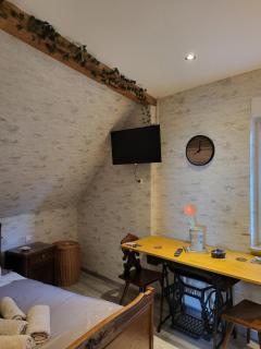 Quiet apartment in historic village - 7