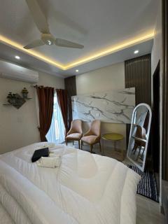 Just Move Luxury Studio APT, Near ISB Int'l AIRPT - 6