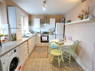 Pass the Keys Cosy Retreat Near Old Trafford with Free Parking - Manchester - 8