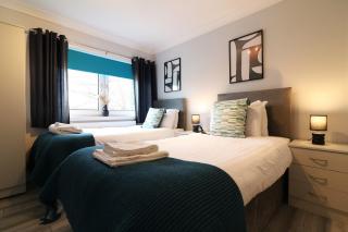 Signature - Drumvale House - Chryston - 2