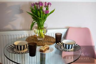 1 Bed House , Free WiFi,Free Parking,Leasure,Business - 3