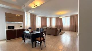 Bright house on 23 Serpnya - Charkiv - 8