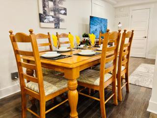 Opulent Studio - Semi Basement - 1