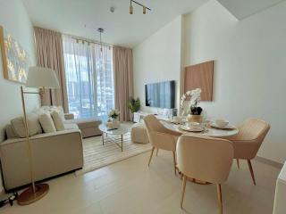 Elegant Jvc 1br Balcony, Pool Access, Parking - 0