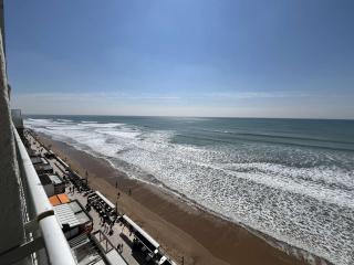 Studio vue mer, accès direct plage, balcon, TV, 6e étage - FR-1-324-541 - Saint Gilles Croix de vie - 3