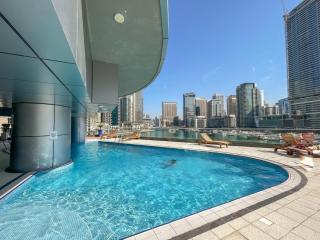 StayShort - Refined 1BR Retreat in The Point Tower - Marina - 9