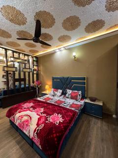 Paragon Apartments - 4