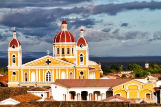 Colonial Charm with Private Pool Steps from Central Plaza - Granada - 5