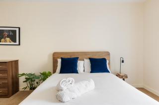 Memorable and spacious 2 bed apartment - 7