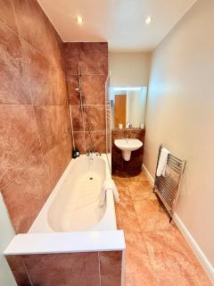 St George's Cool City Flat - 5